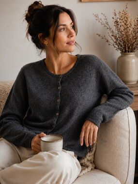 b.n.k. 100% Cashmere Cardigan • Charcoal Gray • European Size 46 • Soft Knit